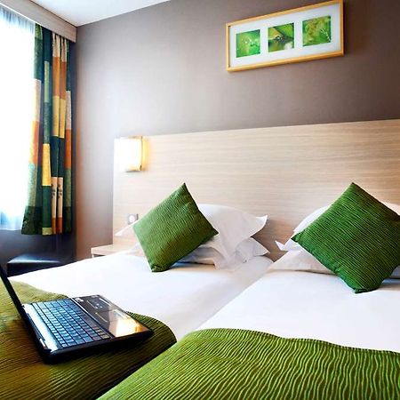 B&B Hotel Marne-La-Vallee Chelles Шел Стая снимка