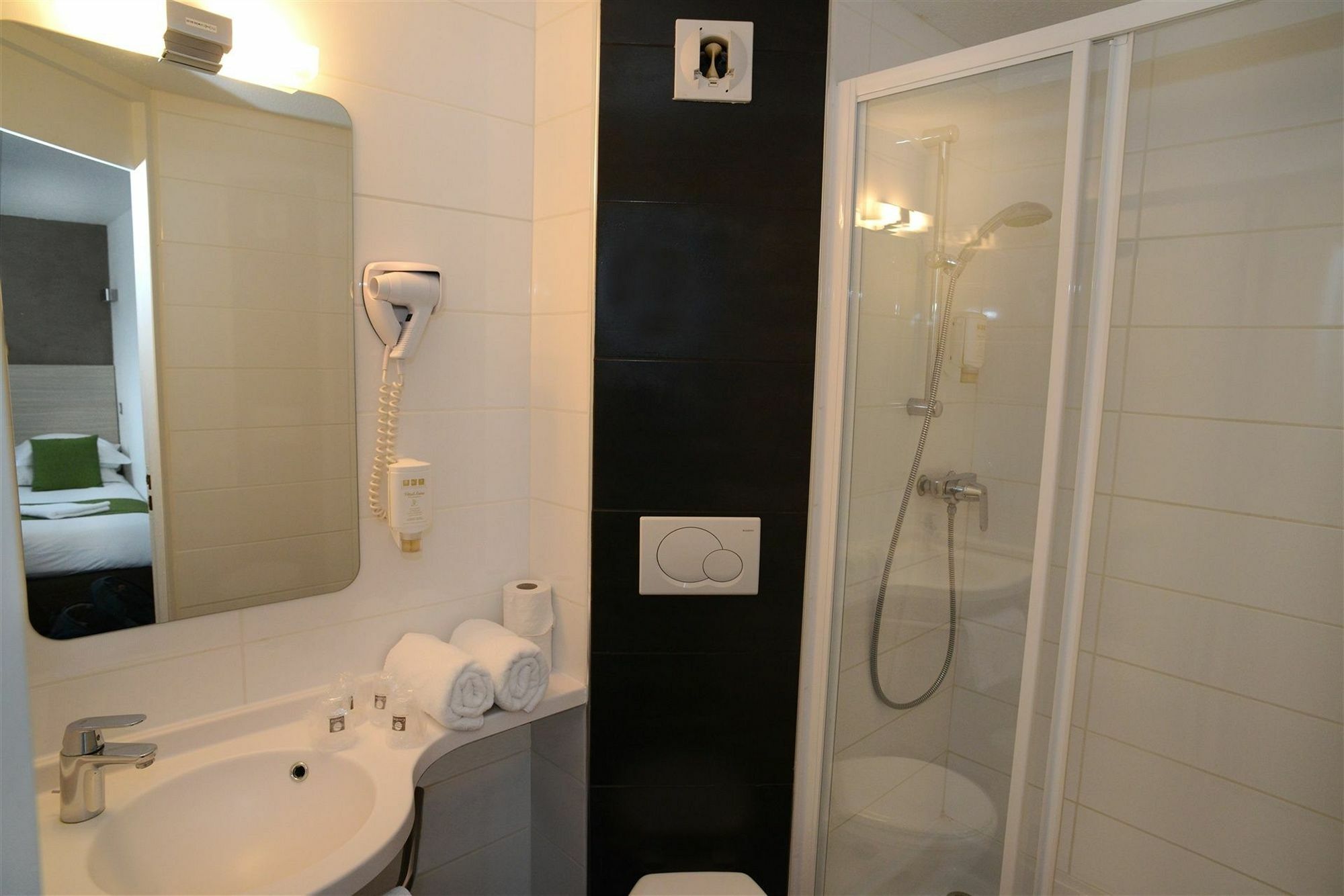 B&B Hotel Marne-La-Vallee Chelles Шел Екстериор снимка
